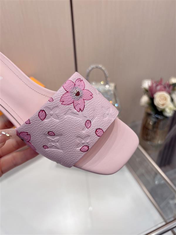 20251128184534534 270